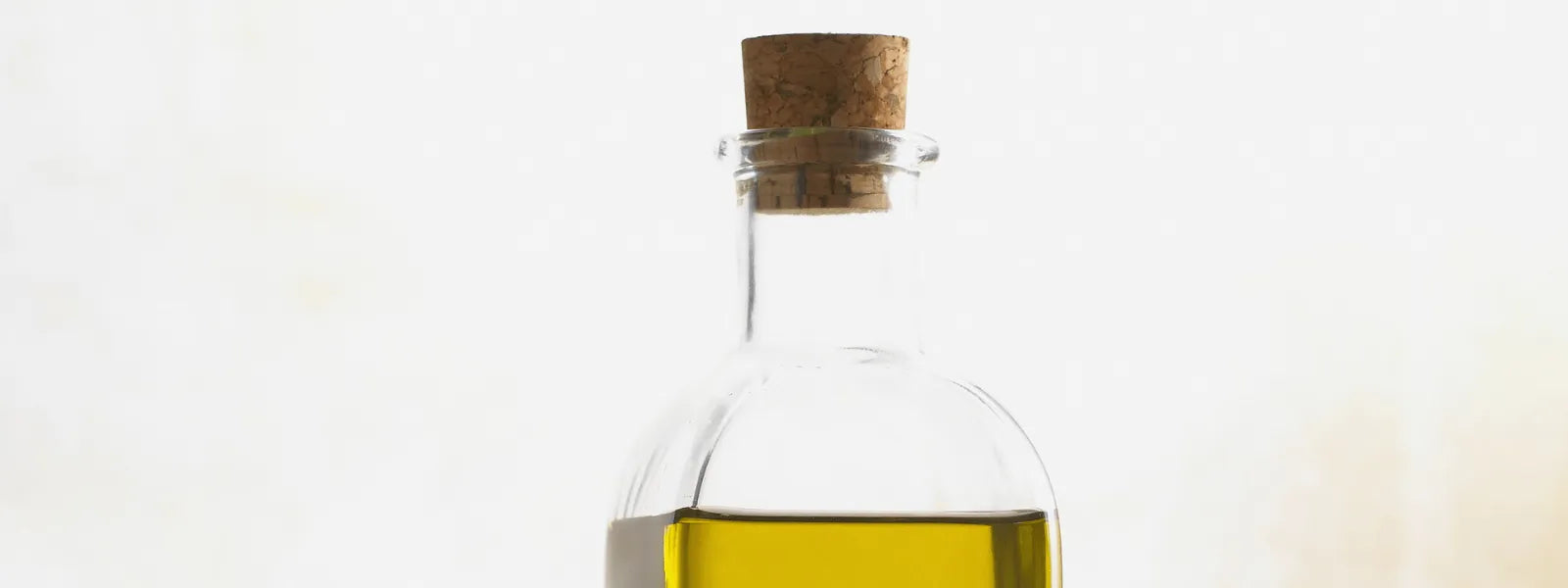 Nilgiri Oil: Pregnancy Benefits & Safety Tips