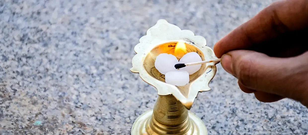 Kapur Aarti: Traditional Rituals and Symbolism in Brass Worship